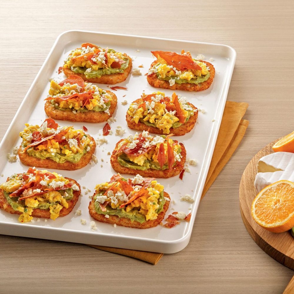 Patates hash brown garnies aux oeufs